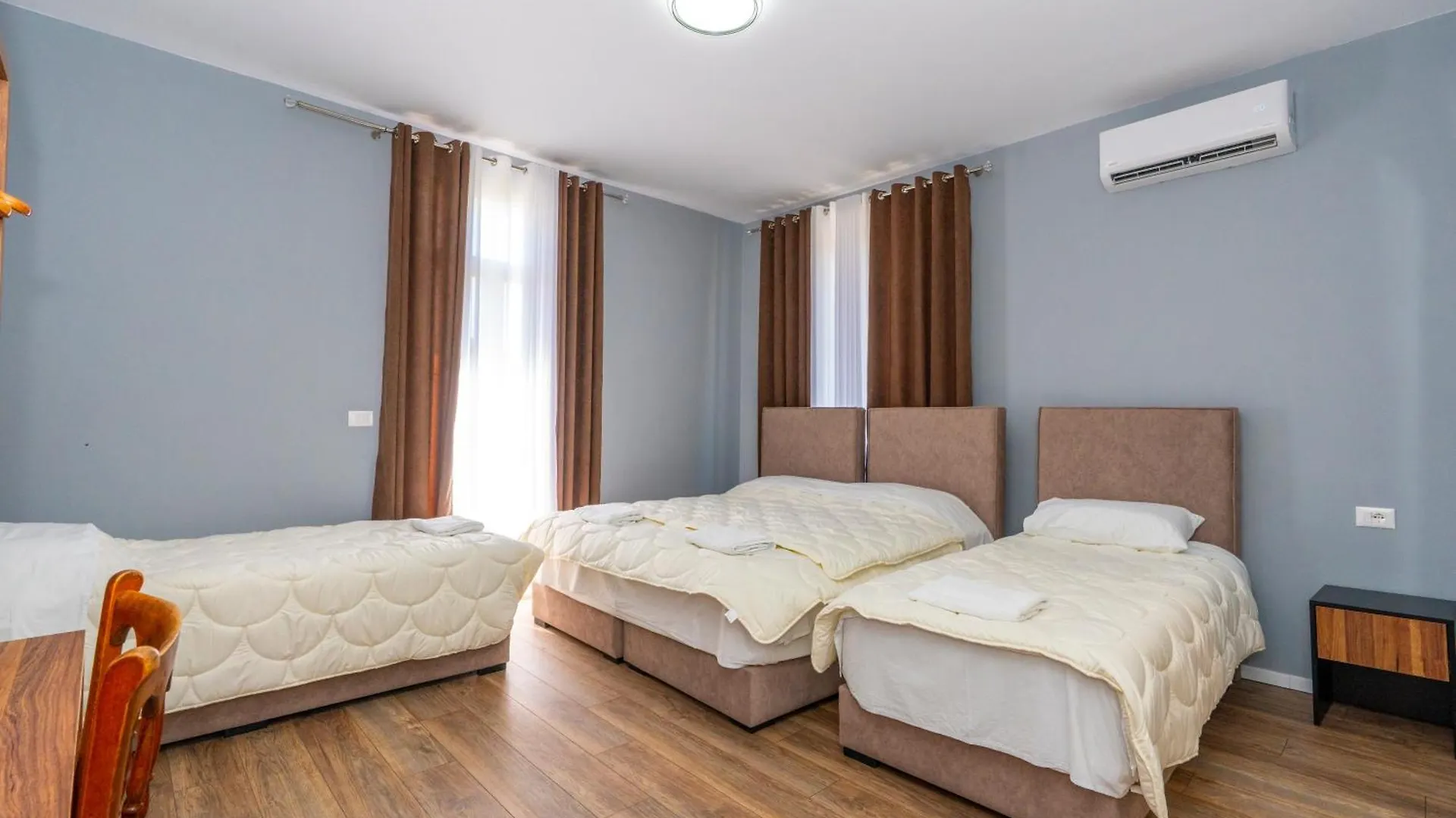 Gjuhadoli Hotel 2 Shkodër