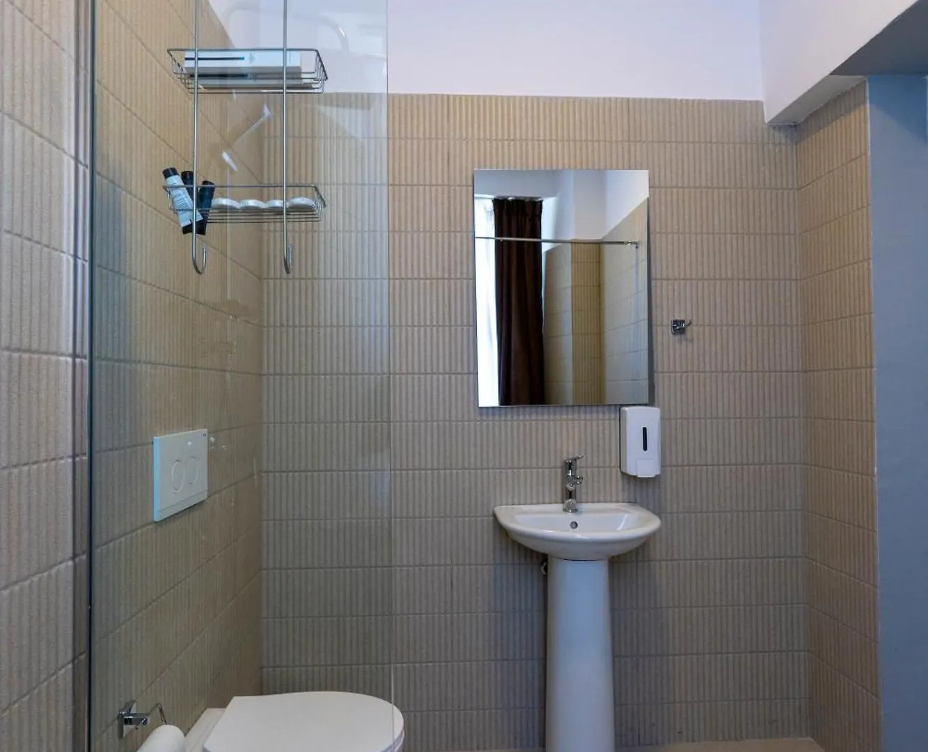 Gjuhadoli Hotel 2 Shkodra