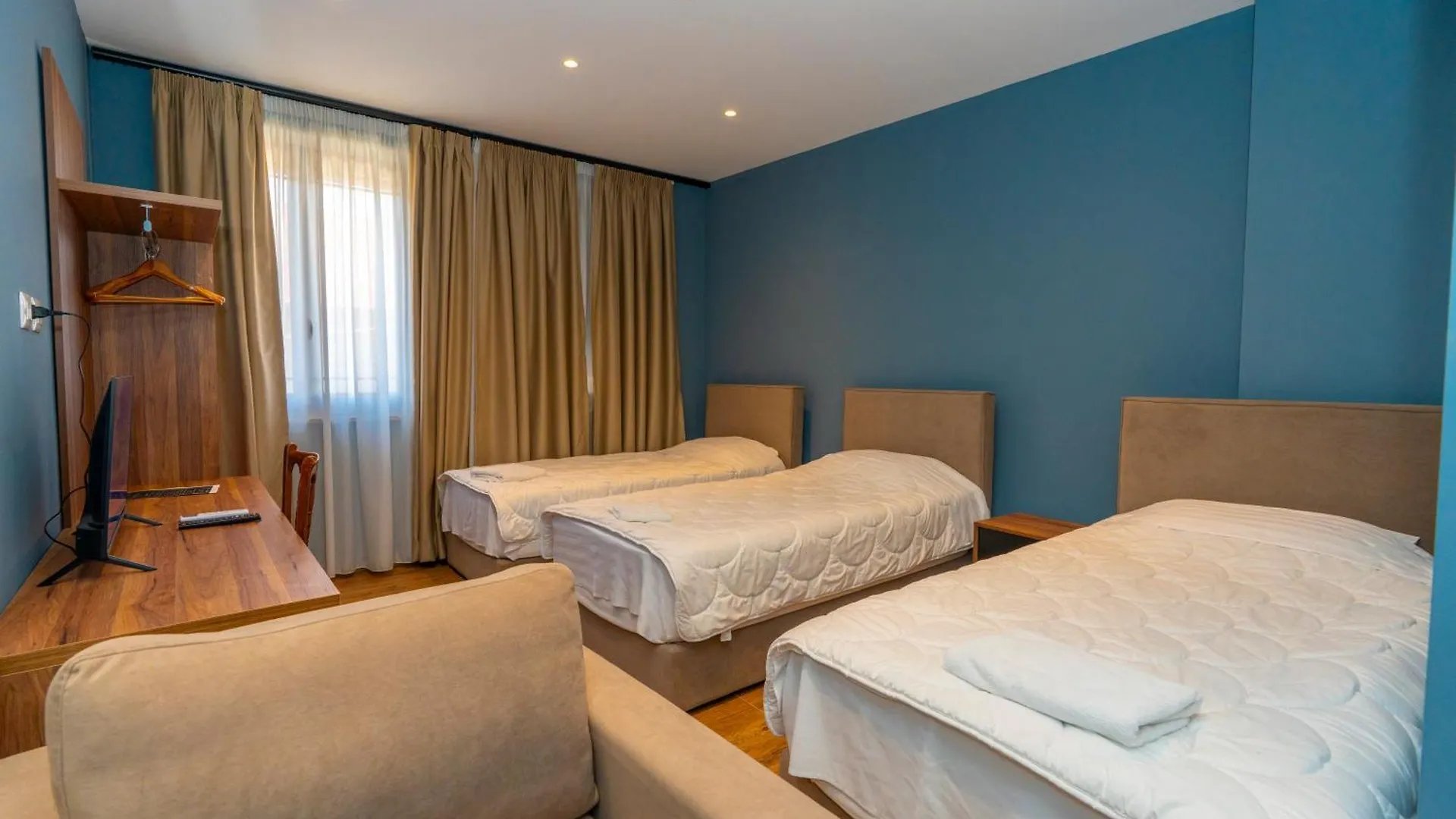 Gjuhadoli Hotel 2 Shkodër