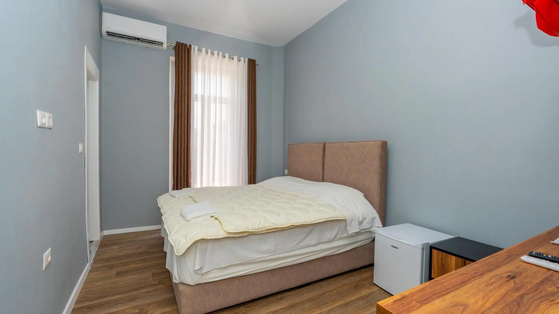 Gjuhadoli Hotel 2 Shkodër 阿尔巴尼亚