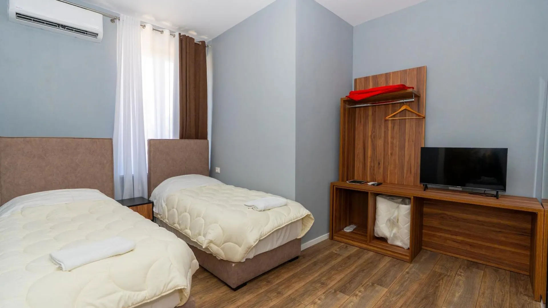 ****  Gjuhadoli Hotel 2 Shkodra Albánia