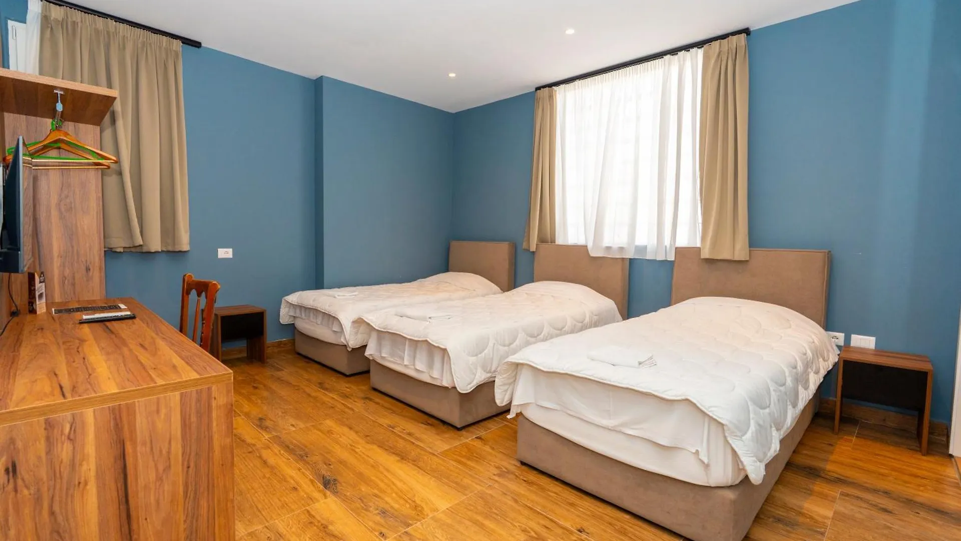Gjuhadoli Hotel 2 Shkodër