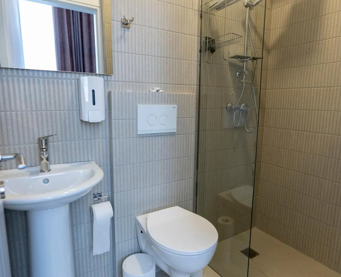 Gjuhadoli Hotel 2 Shkodra