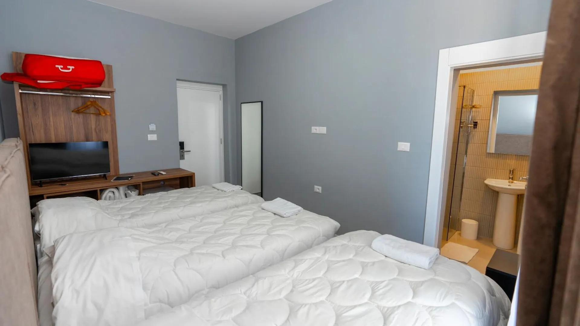 ****  Gjuhadoli Hotel 2 Shkodra Albánia